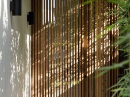 custom-gates-57
